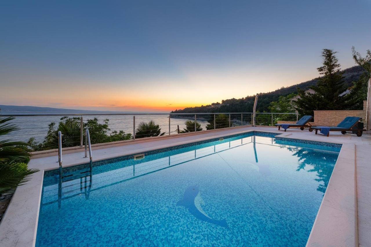 Villa Awelon Stanici, Omis Celina Luaran gambar