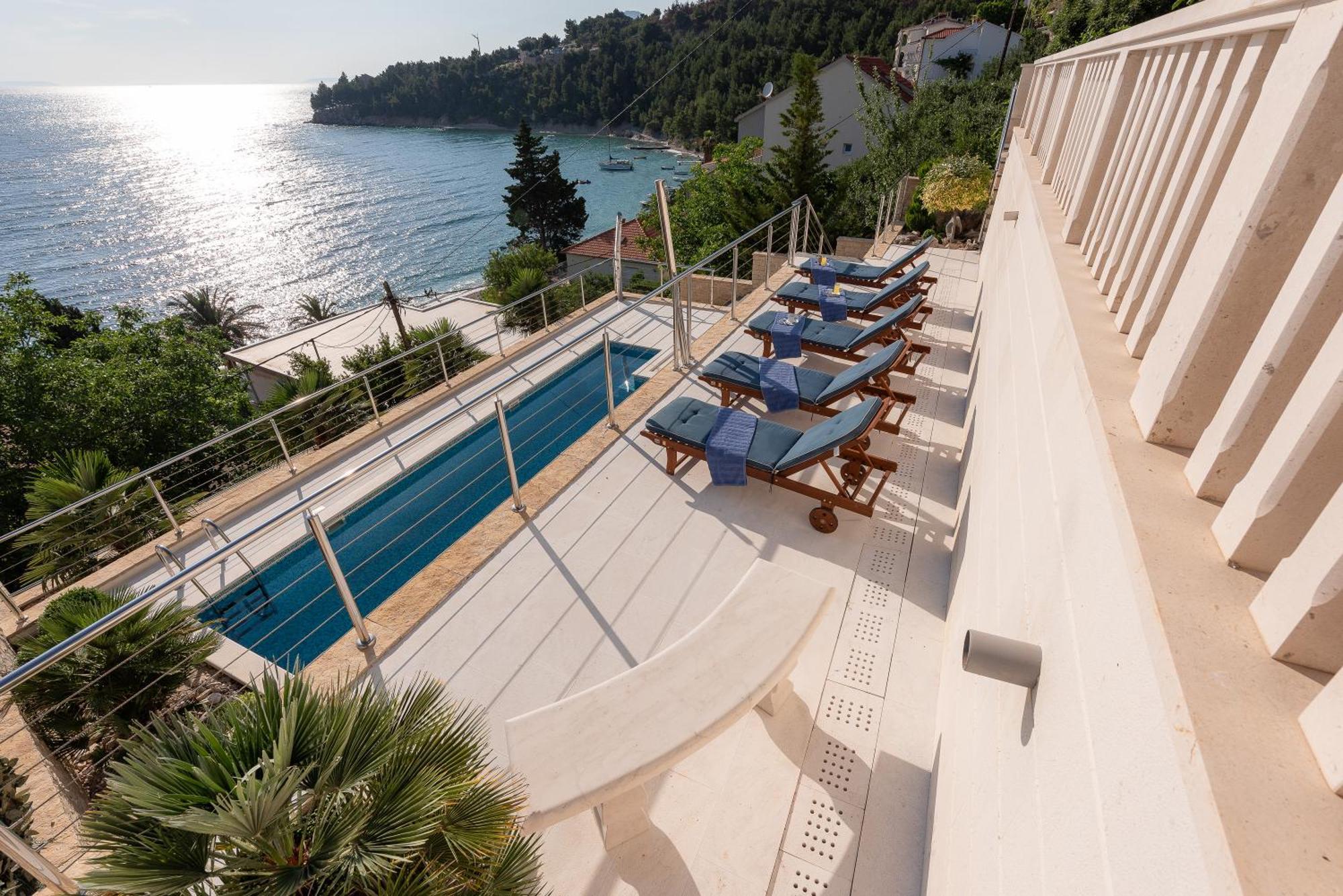 Villa Awelon Stanici, Omis Celina Luaran gambar