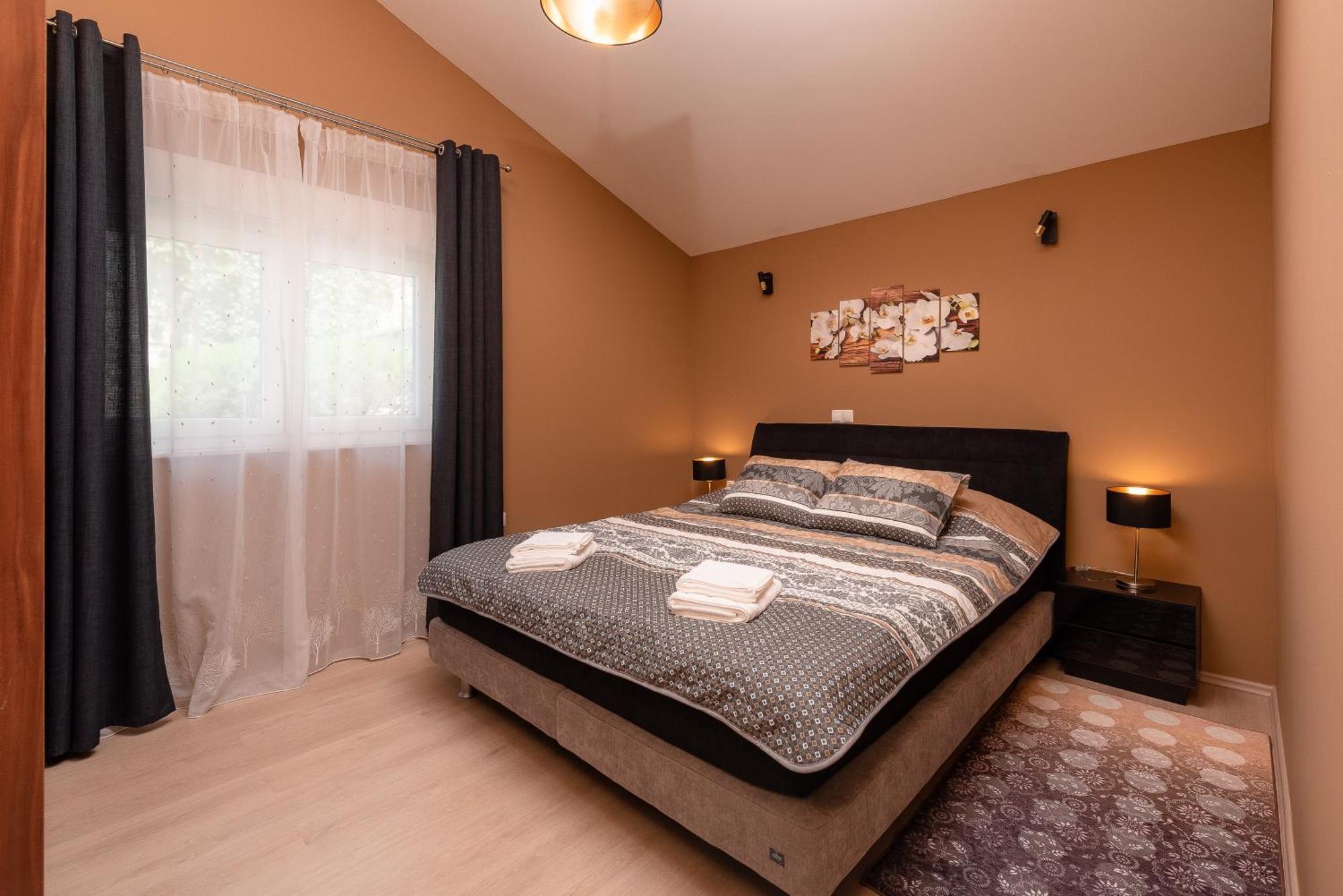 Villa Awelon Stanici, Omis Celina Luaran gambar